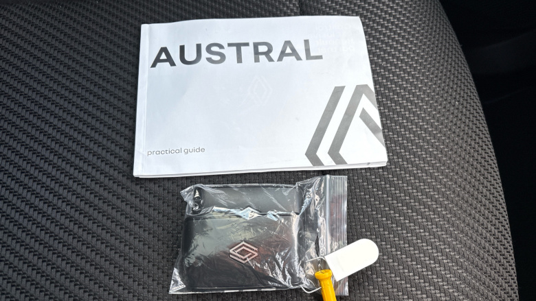 Renault Austral E-Tech FHEV Iconic Esprit Alpine 5dr Auto 4C Hybrid Estate